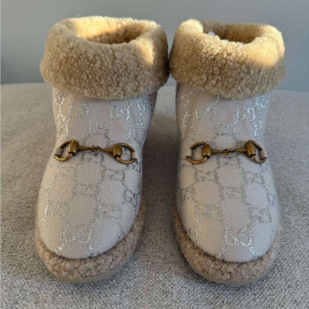Gucci NEW Beige and Gold wool-Lined Booties